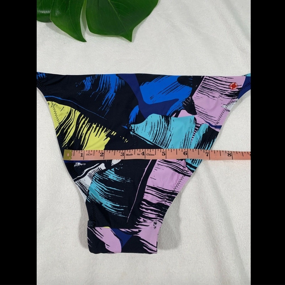 NEW $58‎ Red Carter Leaf Print Bikini Bottoms Small - Picture 11 of 12